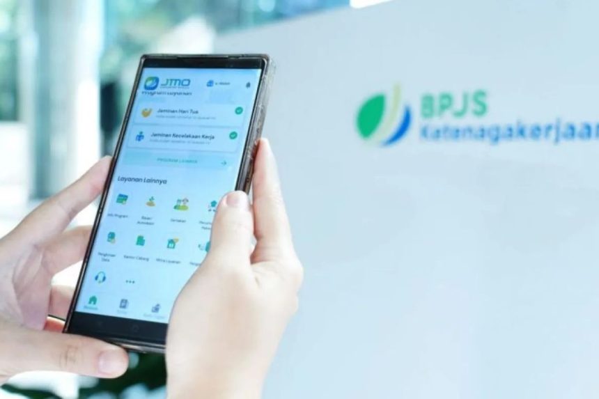 Cek BSU 2025 dengan NIK KTP Lewat HP