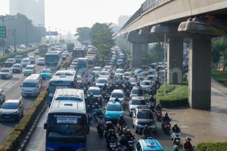 Polda Metro Jaya Bantah Kemacetan di Jakarta Akibat Rombongan Presiden Prancis Emmanuel Macron