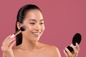 Rekomendasi Foundation Tahan Lama dan Anti Crack untuk Pemakaian Seharian
