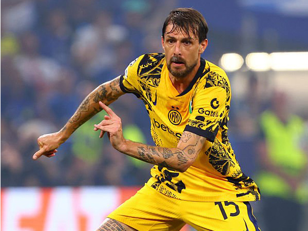 Acerbi Akui PSG Terlalu Tangguh, Tapi Inter Juga Harus Introspeksi Usai Kekalahan Telak di Final Liga Champions