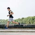 5 Sepatu Lari Pria Lokal Terbaik Tahun 2025