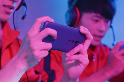 Solusi Cepat HP Gaming Cepat Panas Saat Main Free Fire
