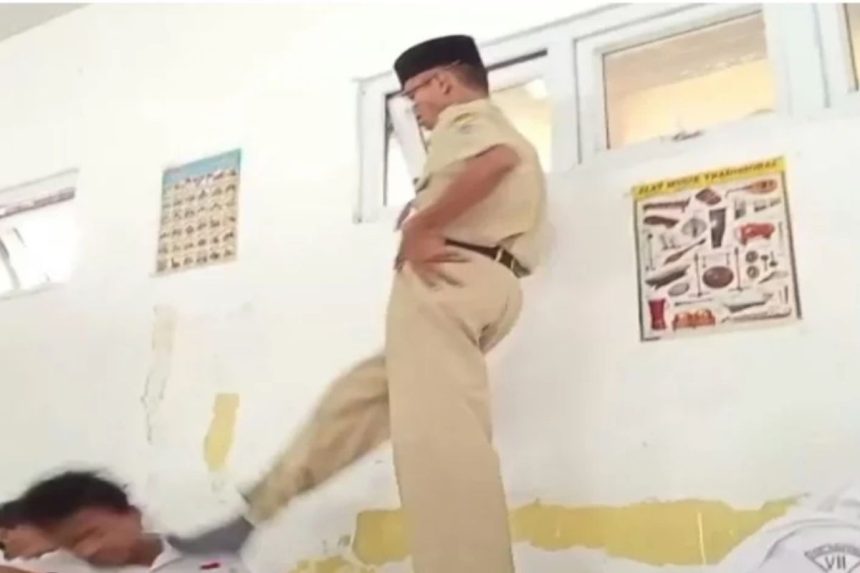 Viral Video Guru Tendang Kepala Siswa di Demak, Disdikbud Lakukan Penyelidikan