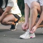 Cara Memilih Sepatu Lari Sesuai Bentuk Kaki