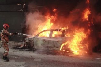 Mobil Listrik Terbakar